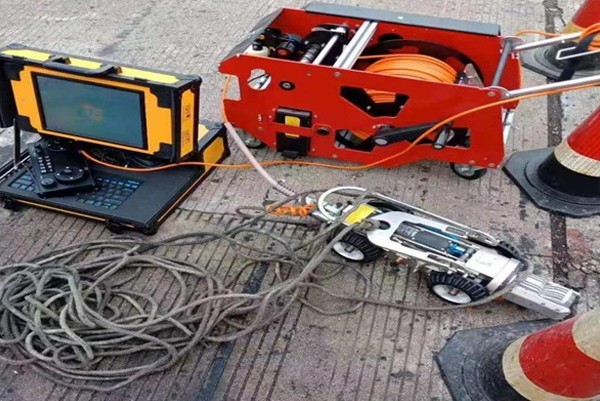 新龙镇CCTV管道检测机器人